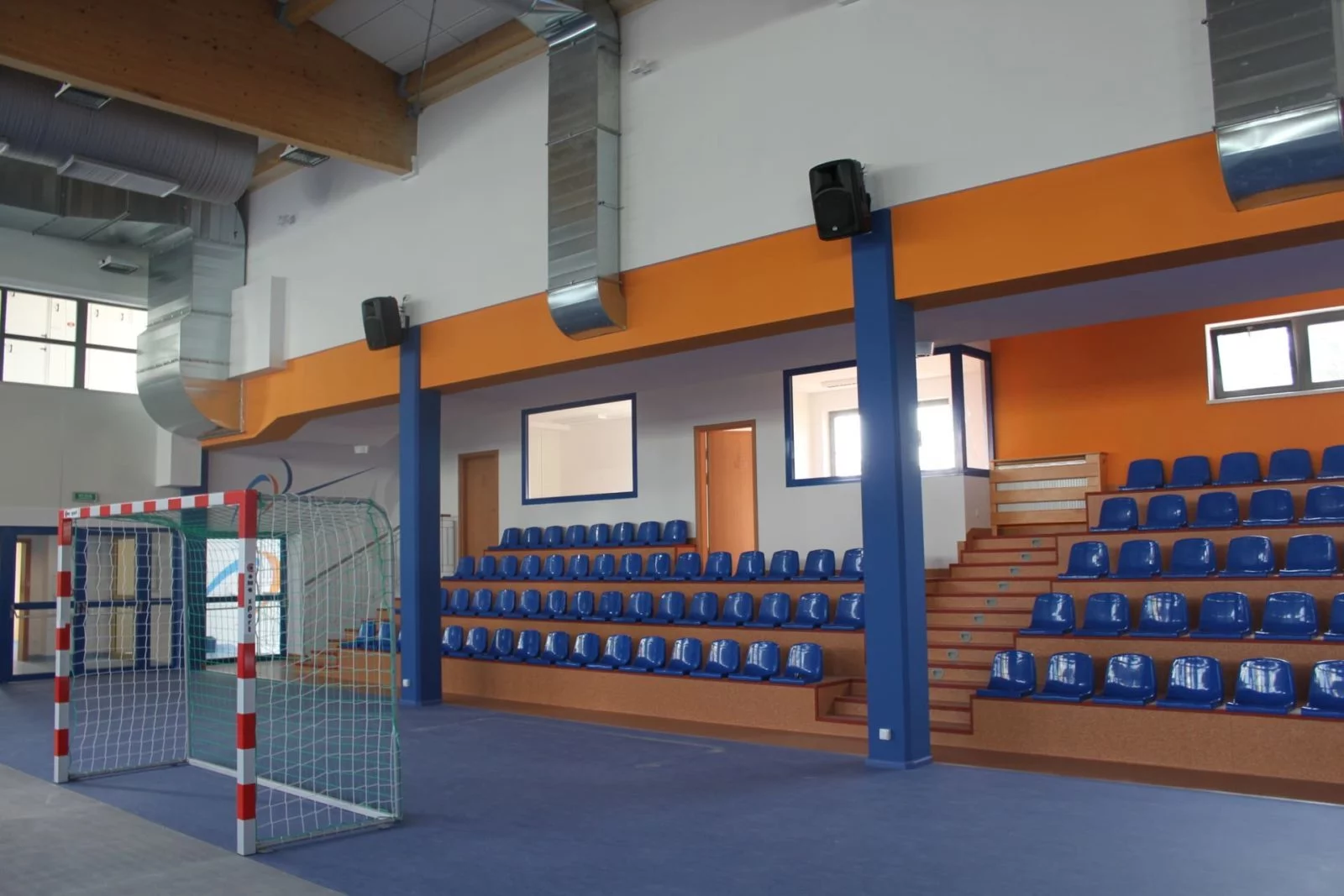 zdjęcie sali gimnastycznej gdańskiej szkoły szermierki
